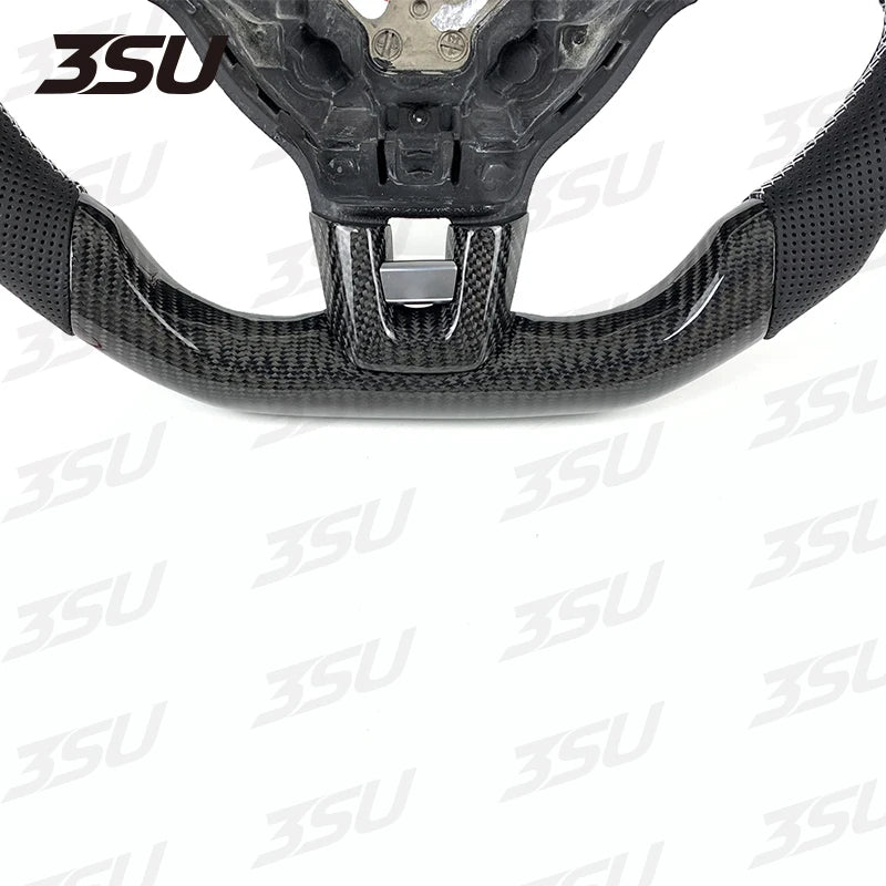 LuxRide™ 
LuxRide™ Golf 6 CarbonLED — LED Performance Steering Wheel