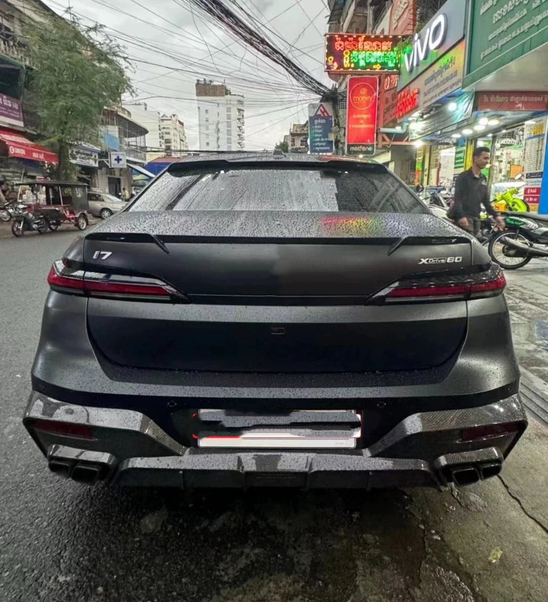 LuxRide™ Dry Carbon Fiber Body Kits for B-MW 7 Series I7 G70 2023-2024